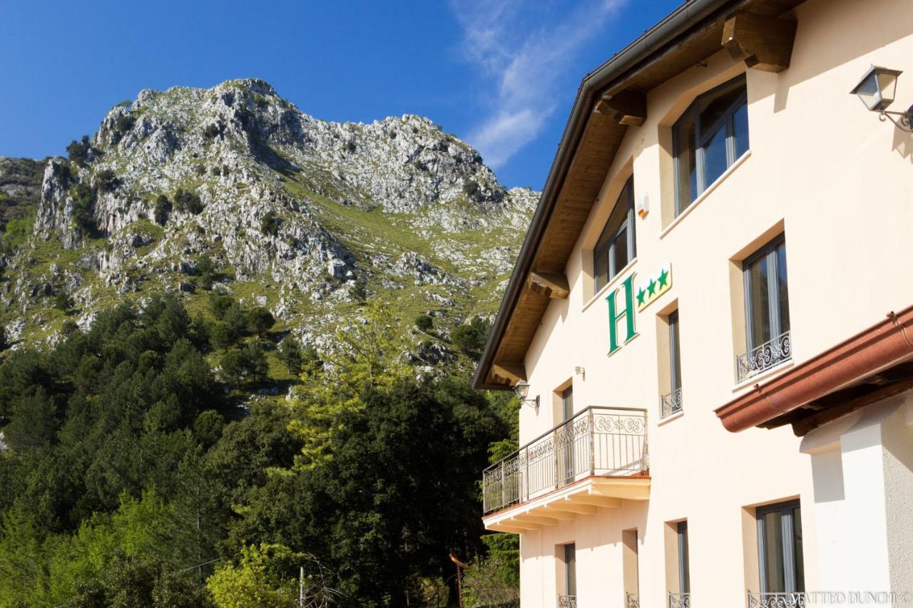 Hotel - Ristorante Pintadera ماسا المظهر الخارجي الصورة